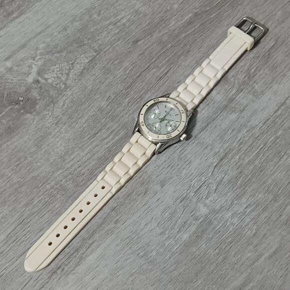 RELIC Silver-Toned Watch with Soft White Wristband - Picture 1 of 4